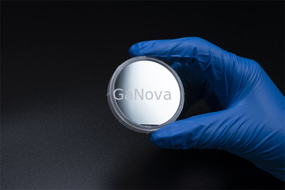 Διάσταση 520±10nm πράσινος-οδηγημένο 2inch GaN στο στρώμα γκοφρετών πυριτίου 20nmContact