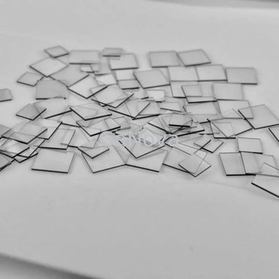 3x3mm2 0.3mm ηλεκτρονικό διαμάντι 225nm ενιαίου κρυστάλλου βαθμού μακριά σε υπέρυθρο